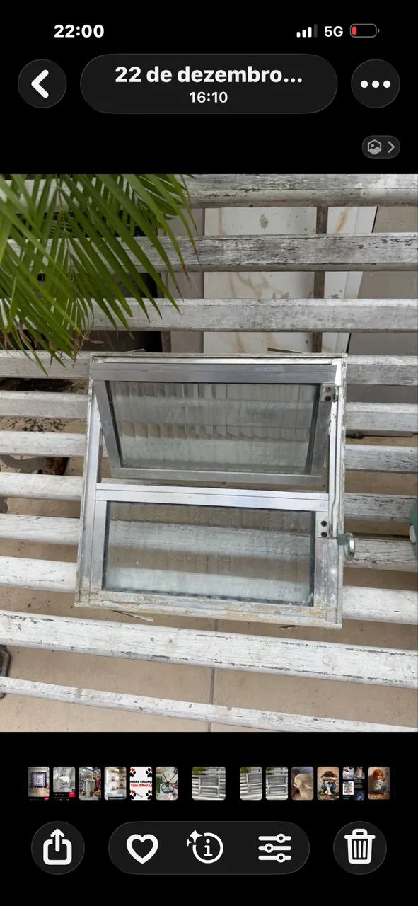 Small Window 