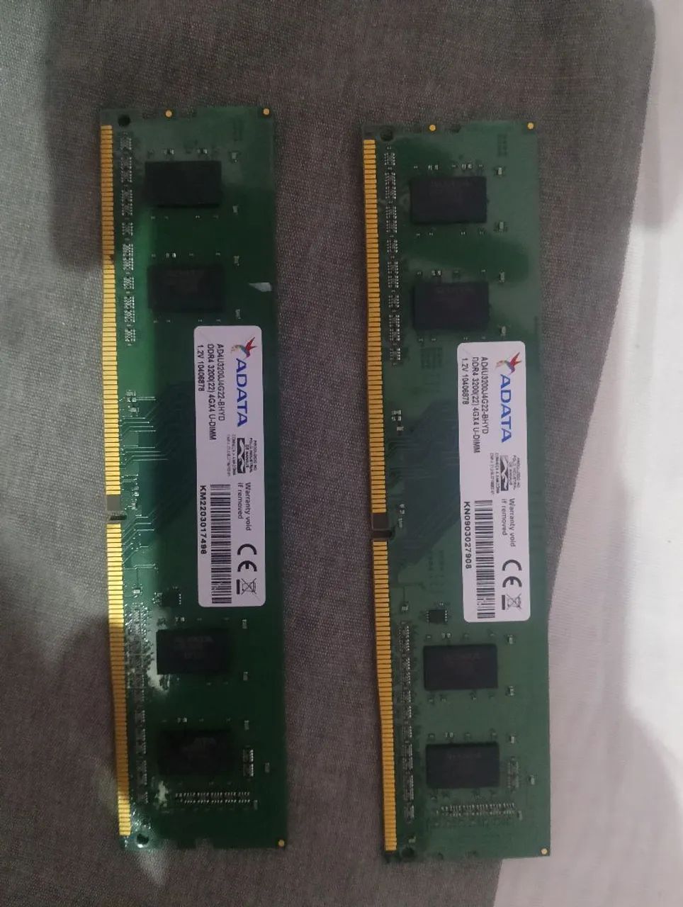 Vende-se memória ram DDR4 4GB u-DIMM zerado 