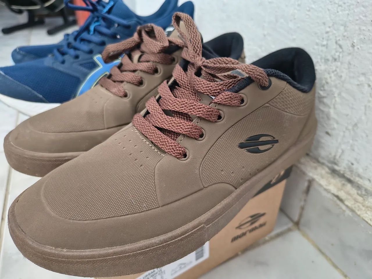 Tênis Asics e Mormaii original 