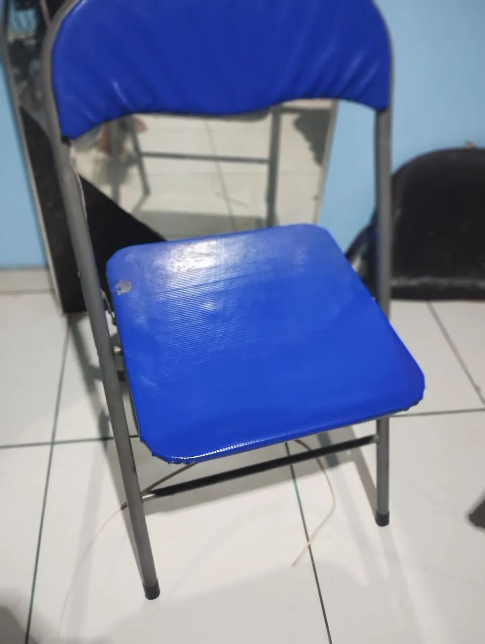 Vende -se jogo de cadeira escolar usada 