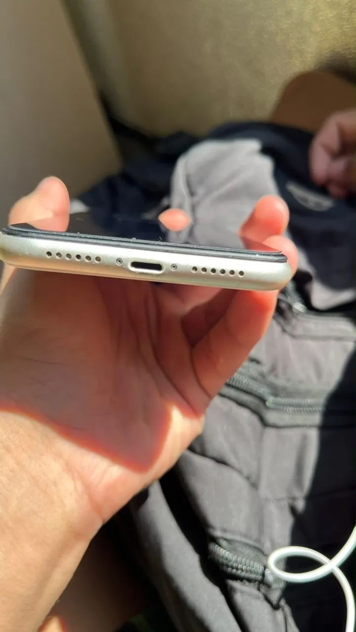 IPHONE 11 Branco - Foto 4