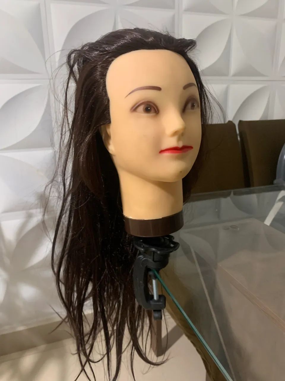 MANEQUIM DE CABELO - Para cortes e penteados  - Foto 5