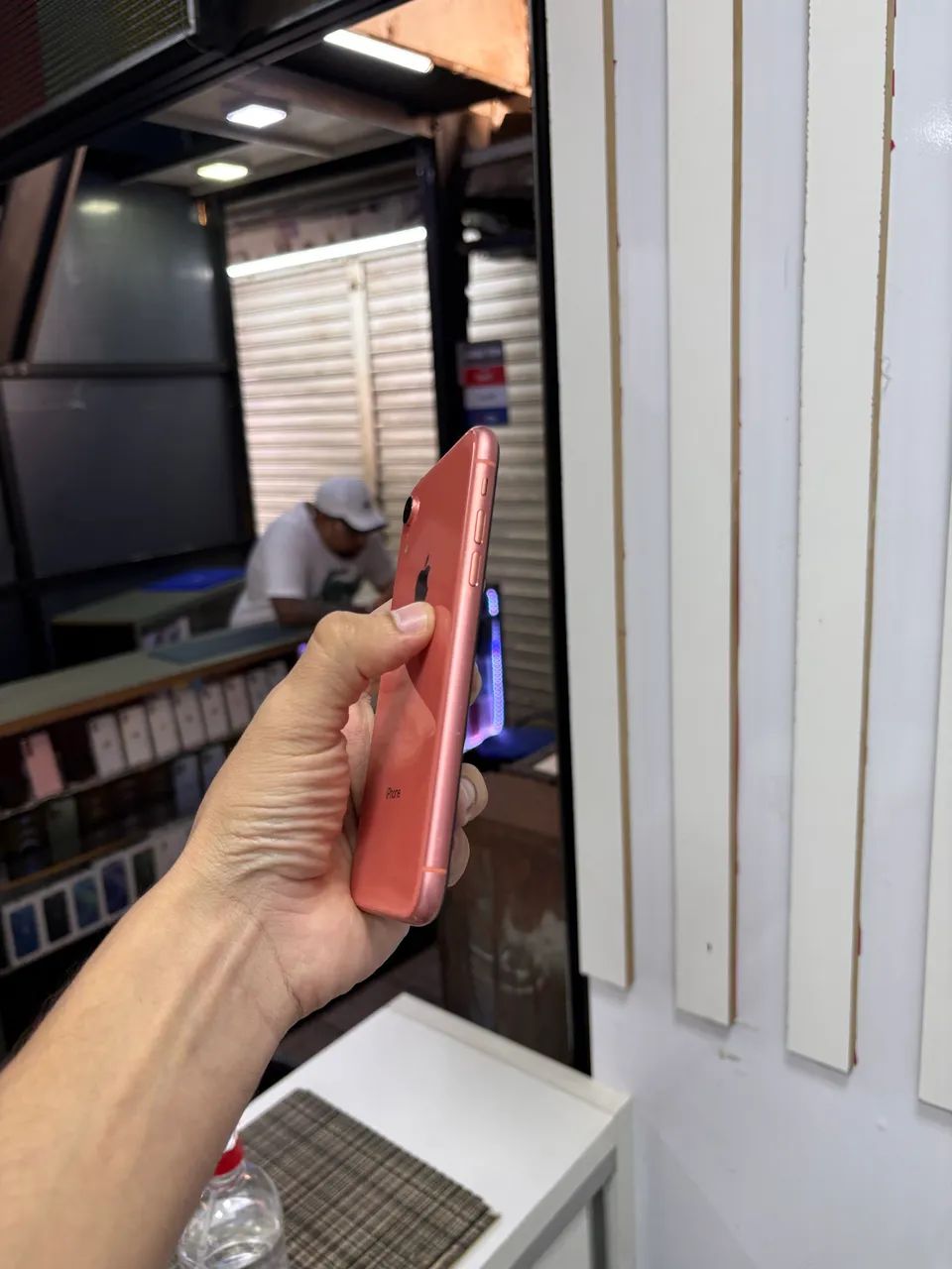 iPhone XR - 128GB  - Foto 3