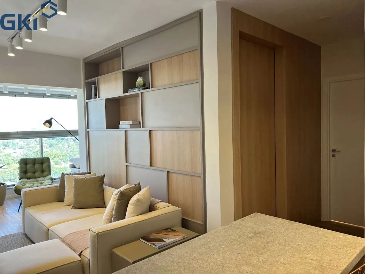 APARTAMENTO COM 66 METROS QUADRADOS 2 DORMITORIOS MOBILIADO - Foto 2