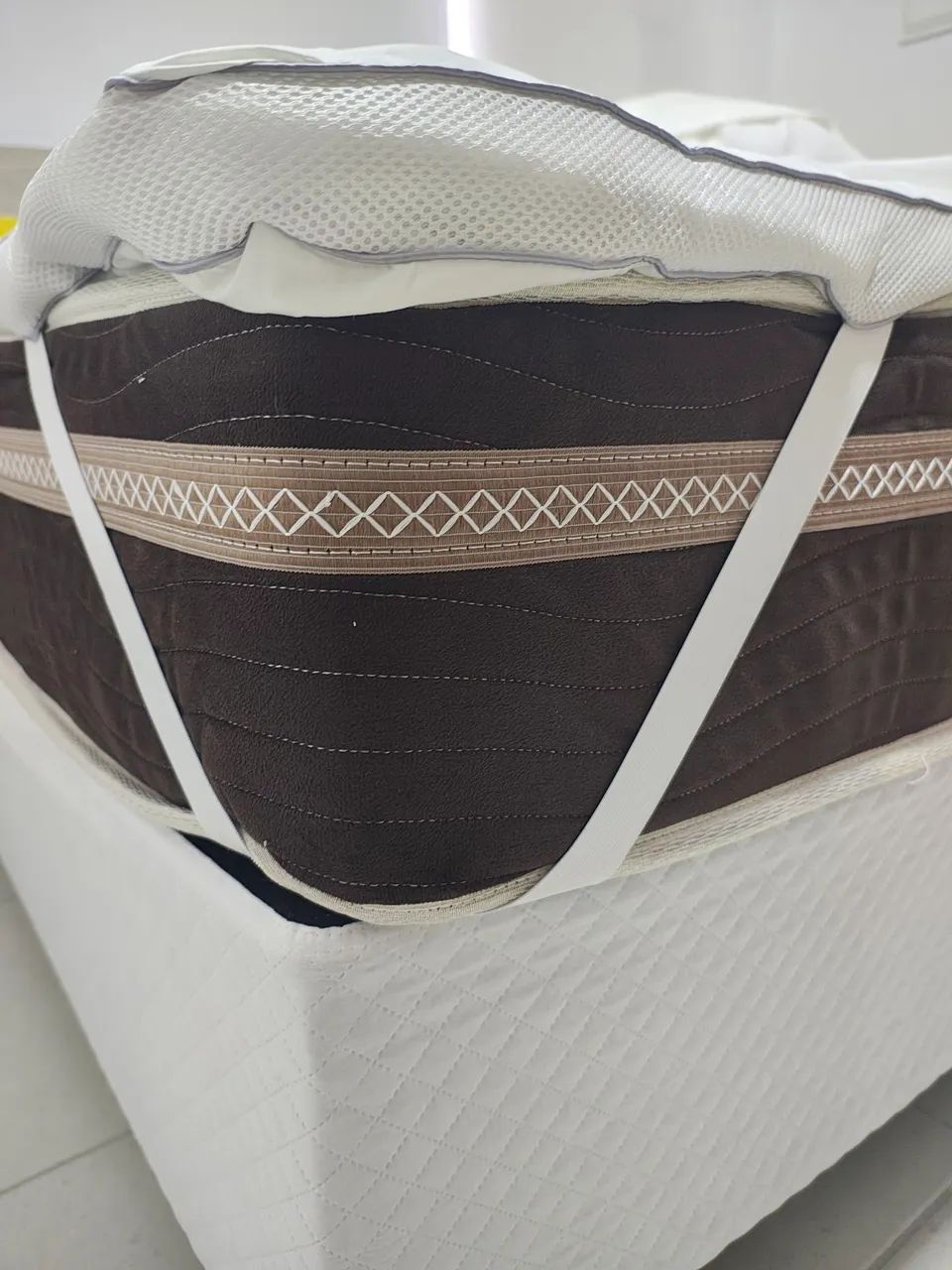 Pillow Top Casal com Elásticos de Fixação