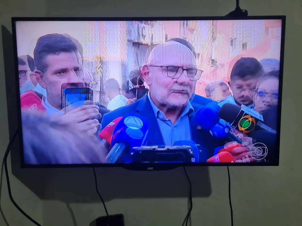 TV40 Aoc
