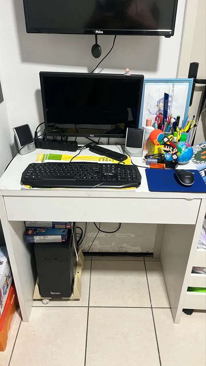 Mesa + prateleiras65580450312193120