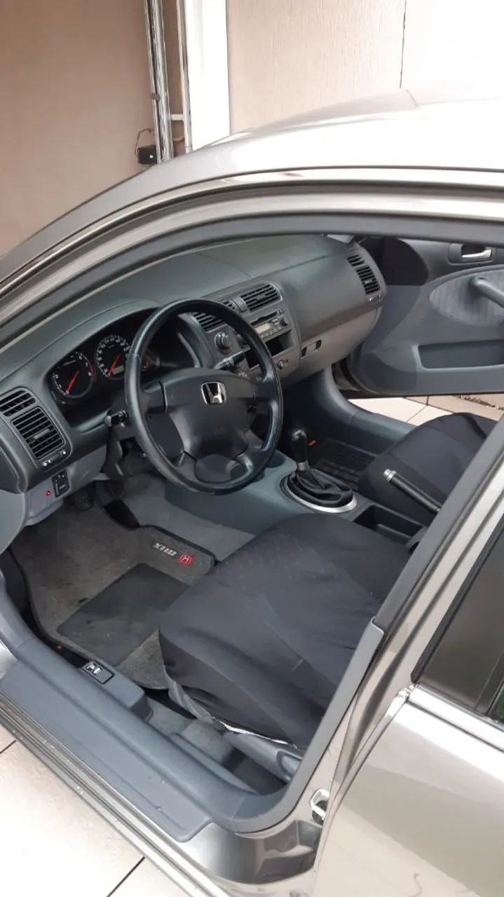 Honda Civic Sedan LX 1.7 16V 115cv Mec. 4P 2004