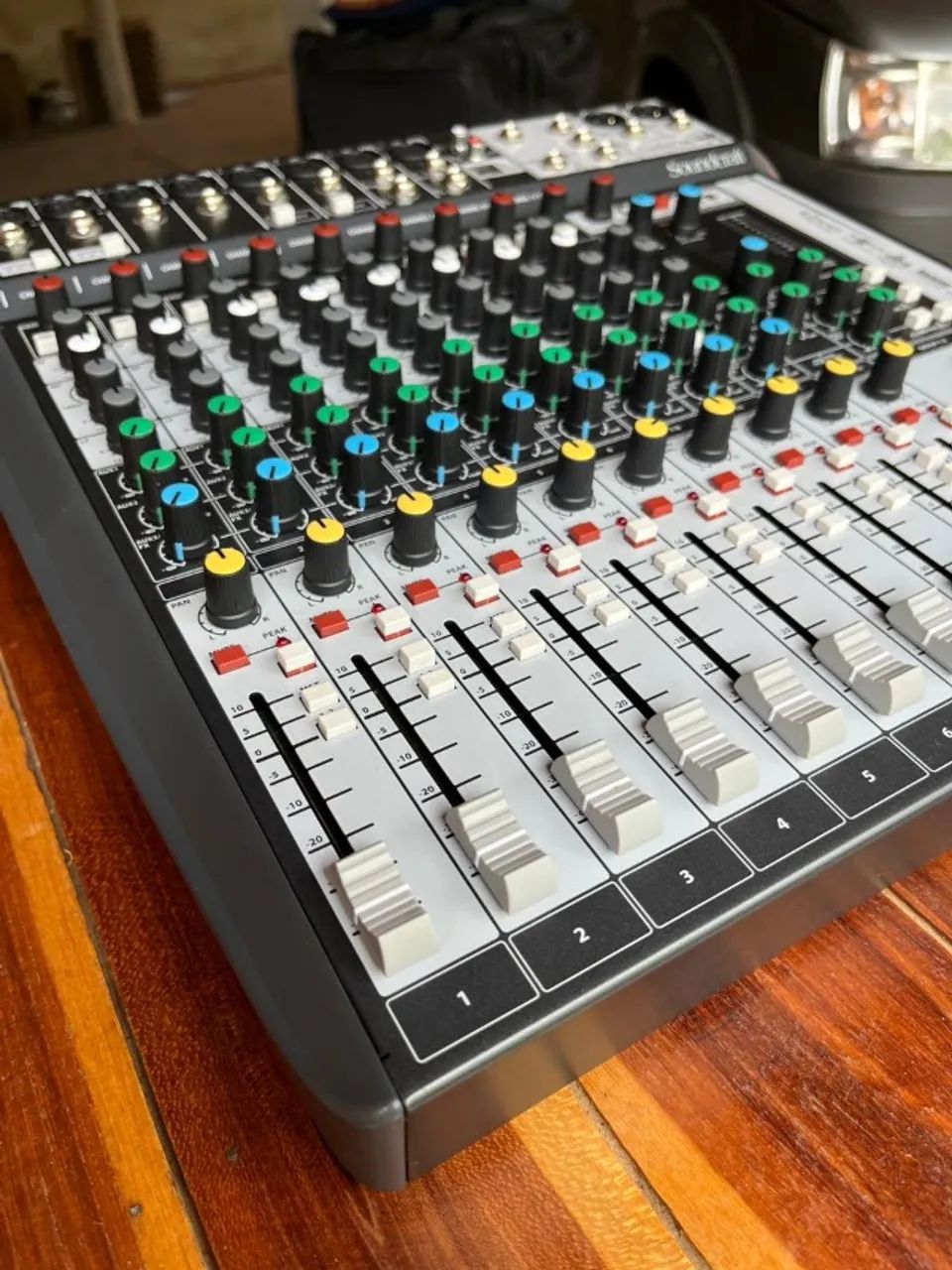 Mesa de som Soundcraft - Foto 2