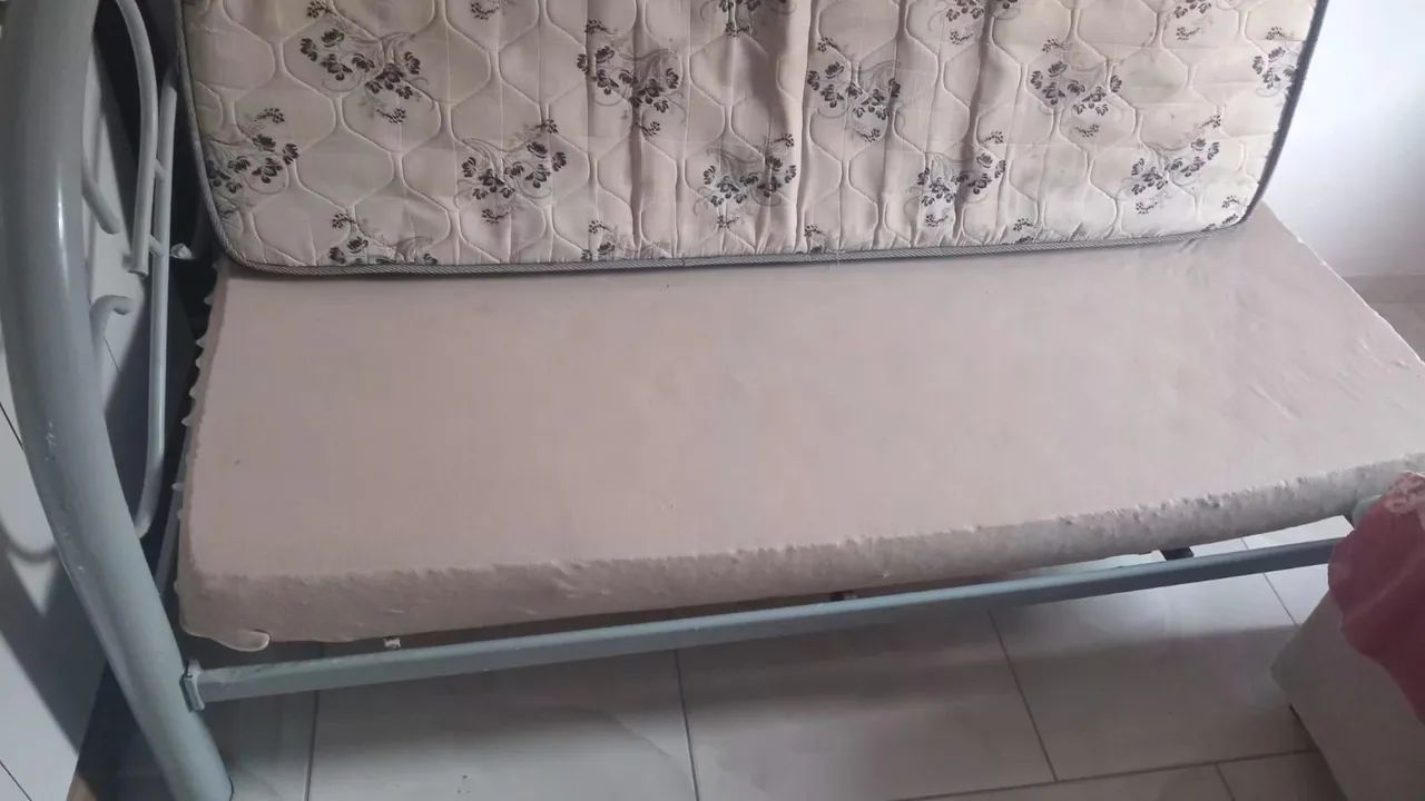 Cama e 2 colchão  - Foto 3