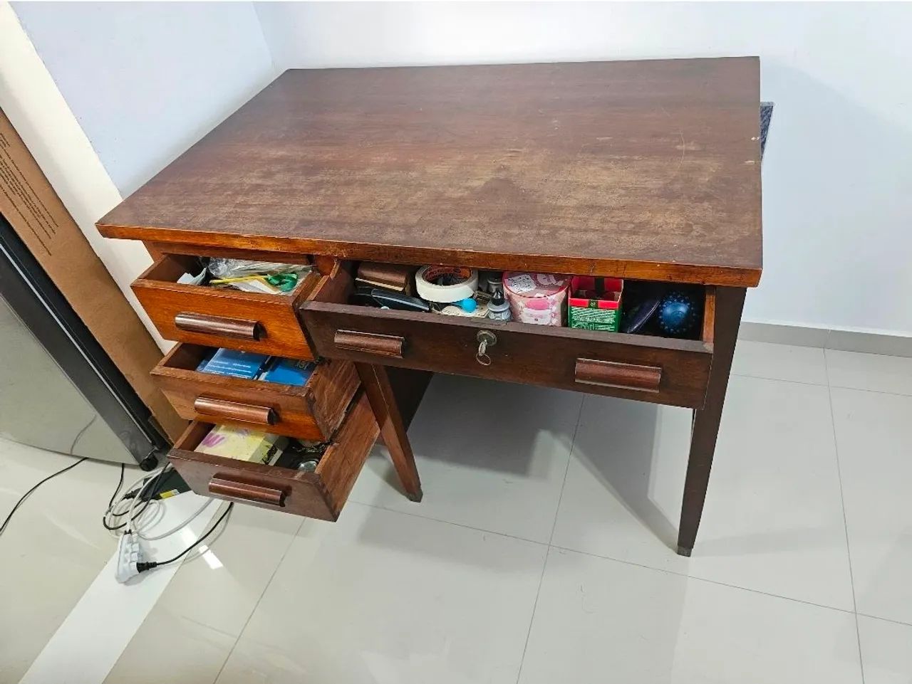 Mesa antiga de escritório  - Foto 2