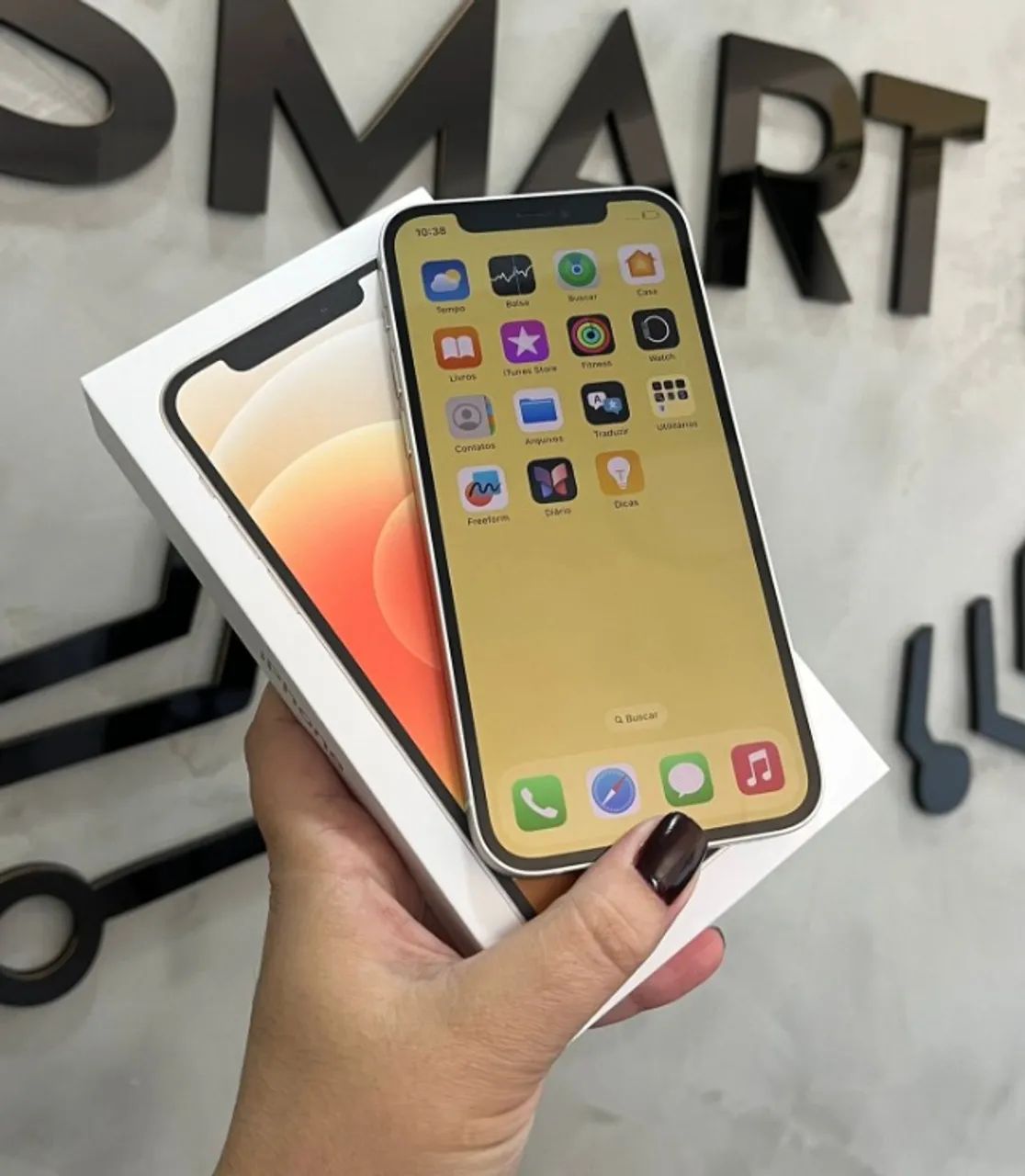 iPhone 12 Silver 64GB (Nota e 3 meses de garantia) - Celulares e
