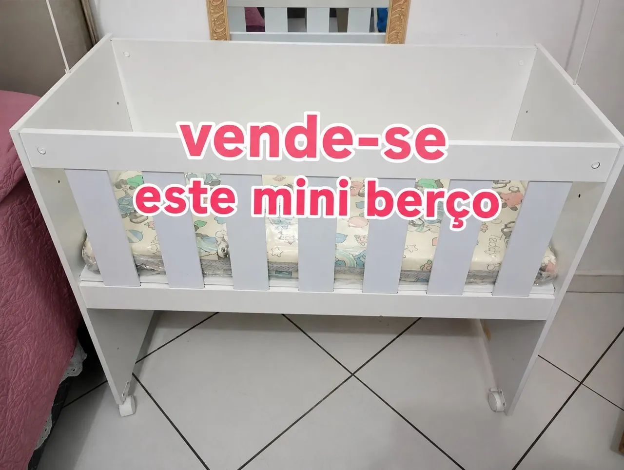 Vende-se mini berço 