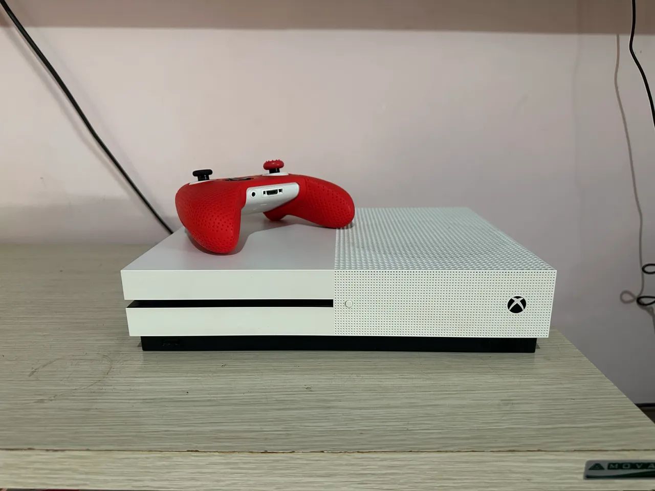 Vendo Xbox One S (1 TB)