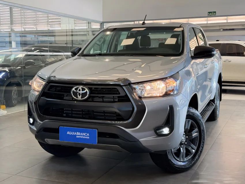 Toyota Hilux CD 4X4 2.8 DIESEL AUT. 2025