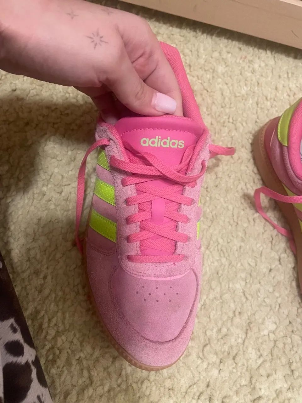 Tênis Adidas - Foto 3