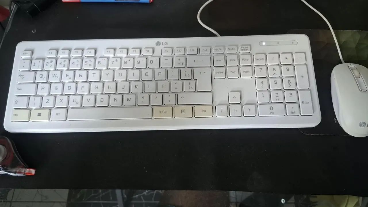 Computador LG All in One 22V280 - Foto 2