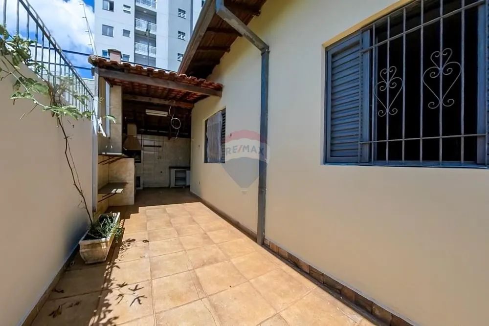 Casa a venda- 3 dormitórios no Jardim Petrópolis, SP - Foto 5