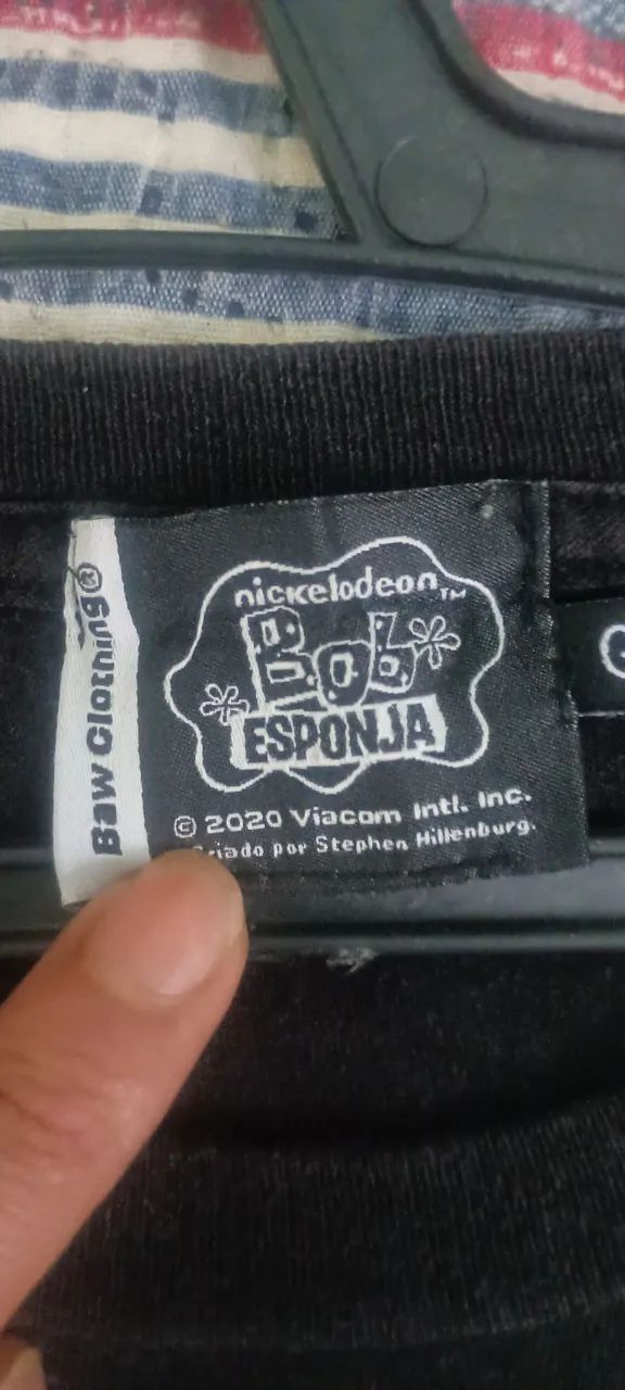 Camiseta preta M BoB Esponja.? - Foto 4
