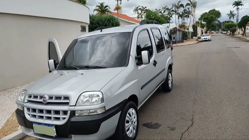 Fiat Doblo Doblo ELX 1.8 mpi 8V Flex 2009