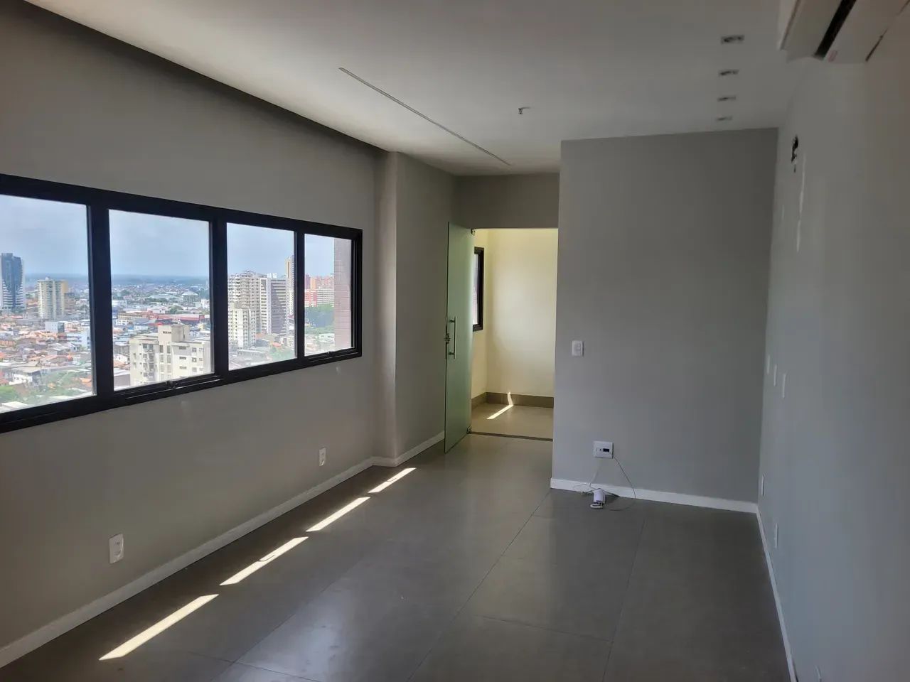 Arya Tower Alugo Sala com central de 18.000 btus - Foto 3