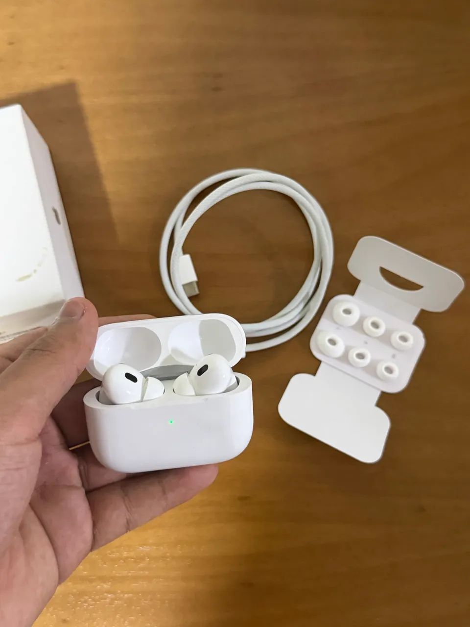 AirPods Pro 2 - USB-C, Caixa completa  - Foto 2