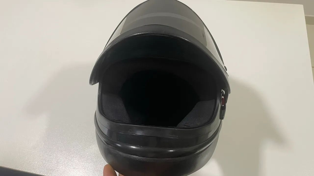 Capacete preto - Foto 3