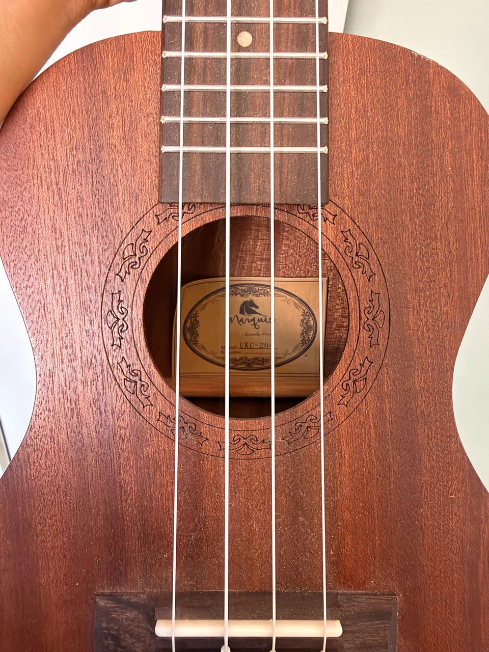 Ukulele Marques UKC 204 - Foto 4