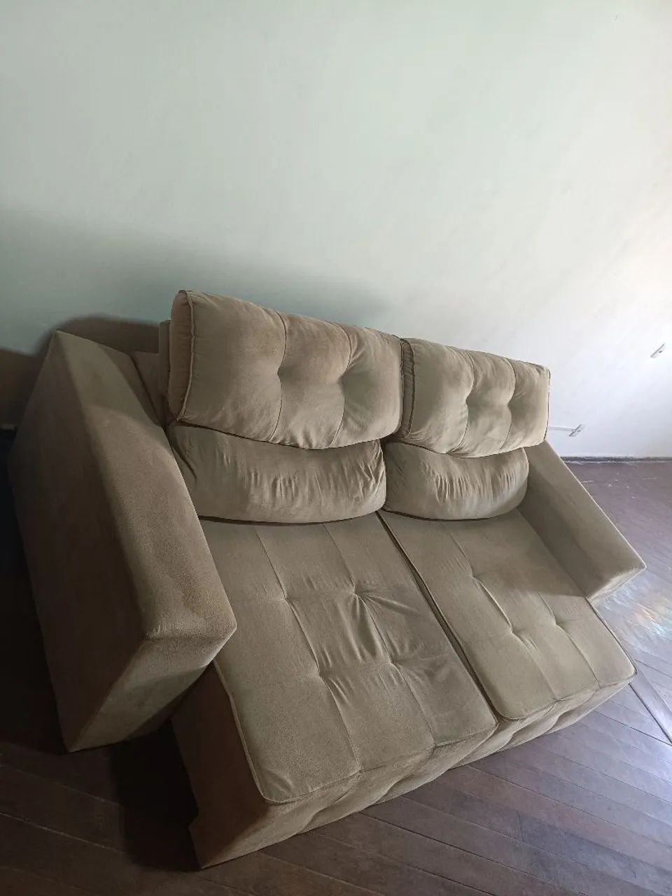 Sofá Retrátil e Reclinável