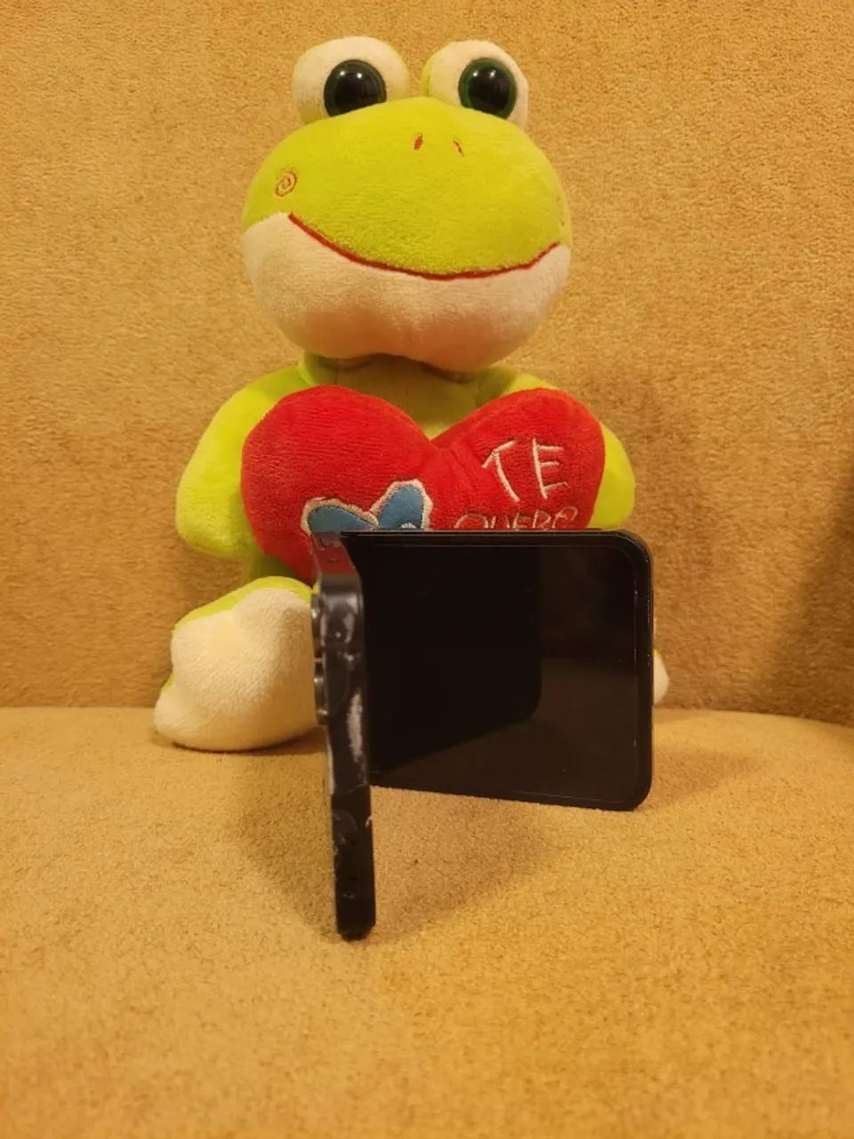 Samsung Galaxy Z Flip 7 FE  - Foto 2