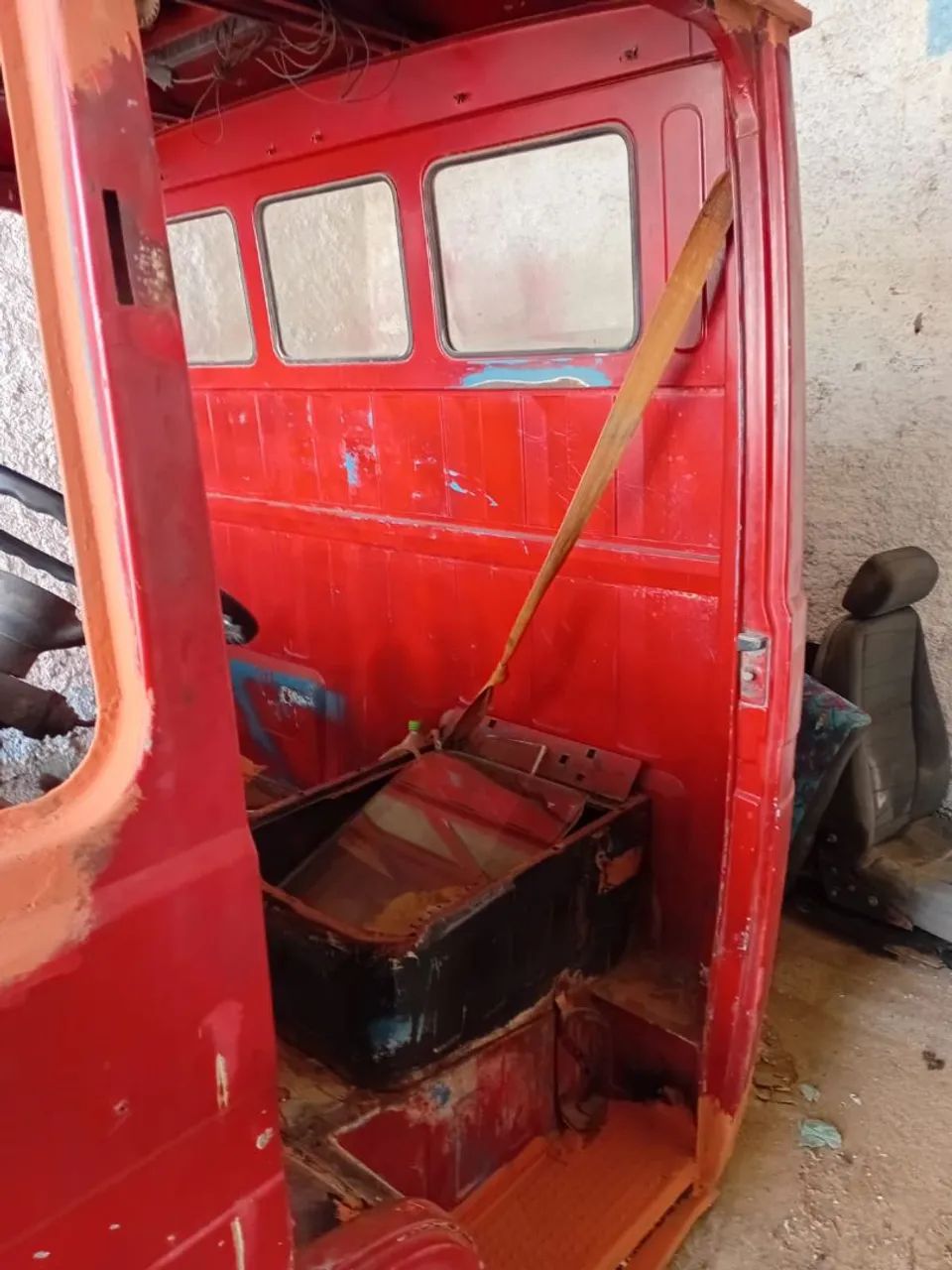 Cabine de Mercedez 608 1980 - Foto 3