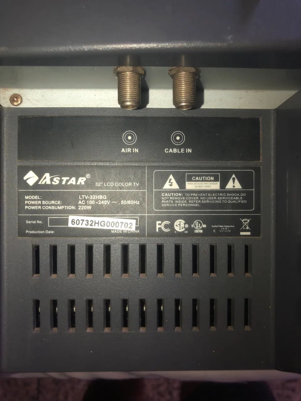 Vendo tv para retirar peças  - Foto 3