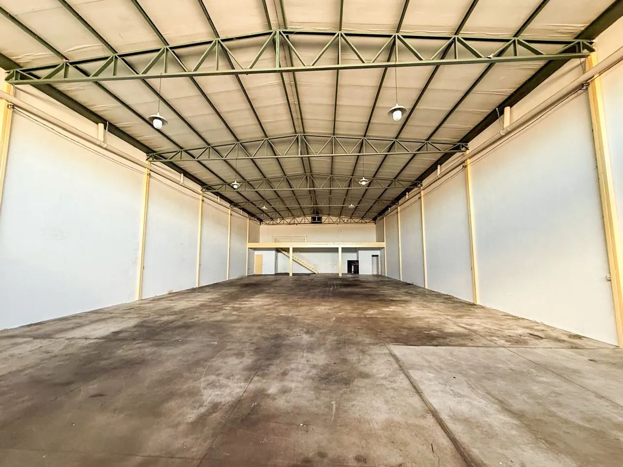 Galpão Comercial disponível para locação no Sudoeste em Goiânia-Go - Foto 3