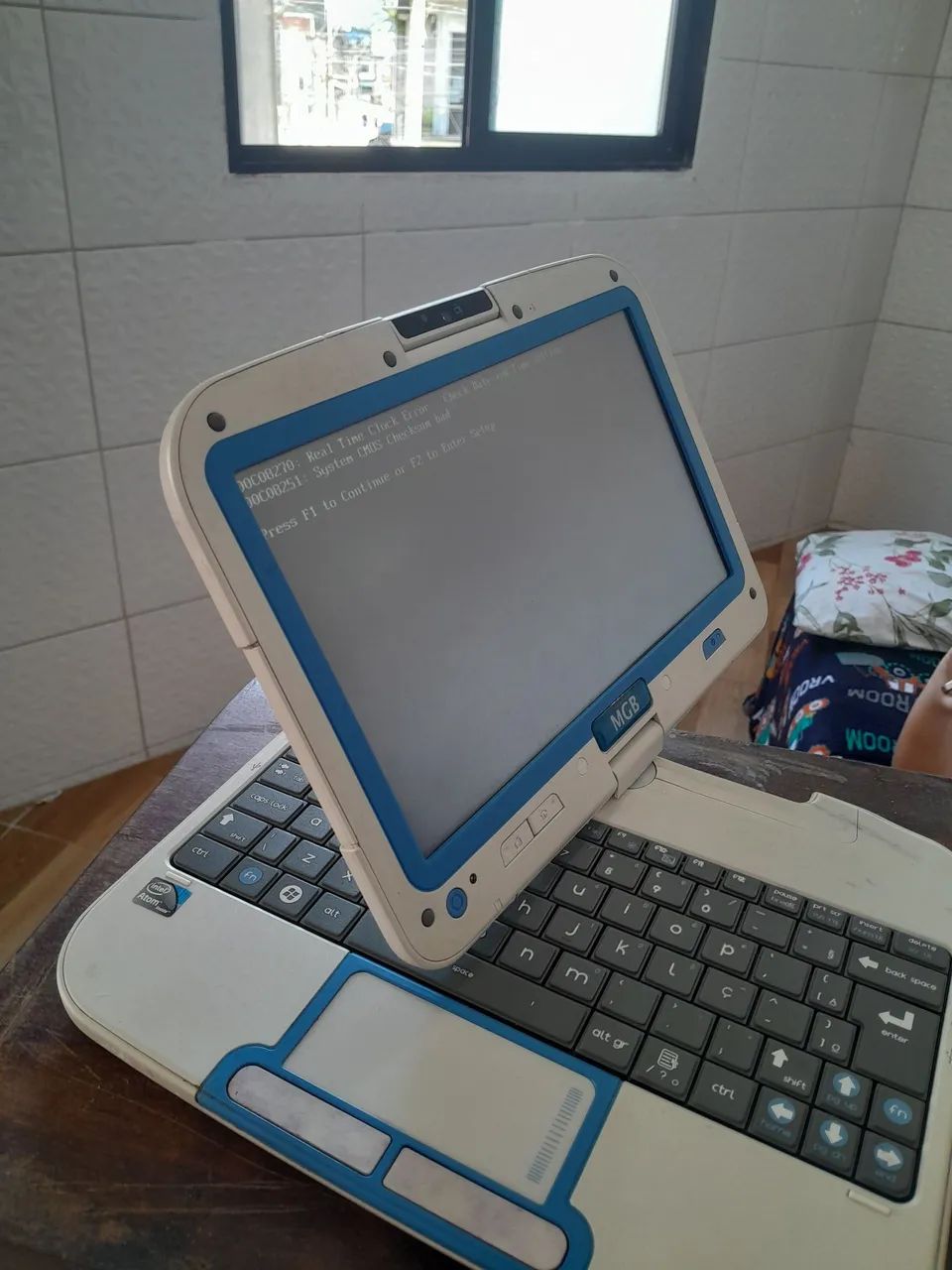 Netbook e iphed  - Foto 2
