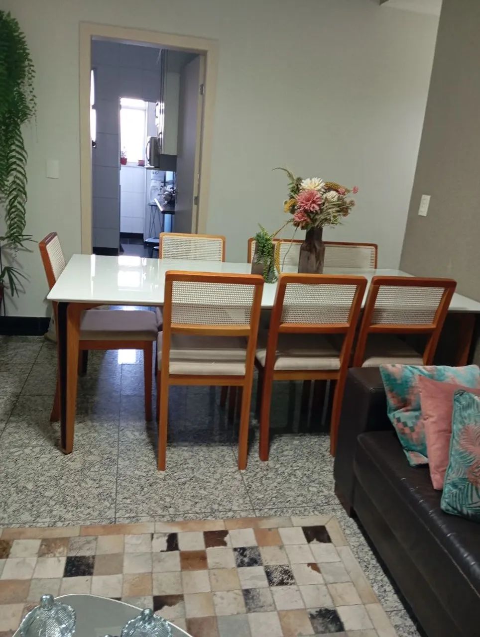Mesa Melina de design para 8 lugares com ou sem cadeiras  - Foto 3