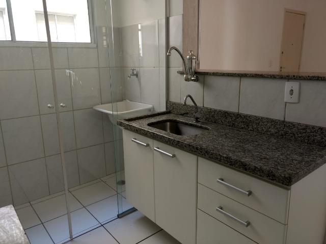 Apartamento 02 quartos no Camargos