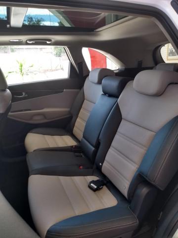 KIA SORENTO V6 AWD - Foto 9
