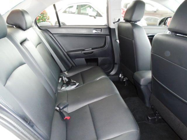Lancer HL-T 2.0 16V 160cv Aut. - Foto 8