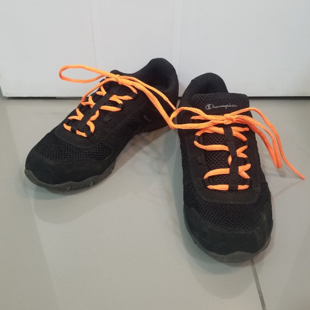 tenis champion preto