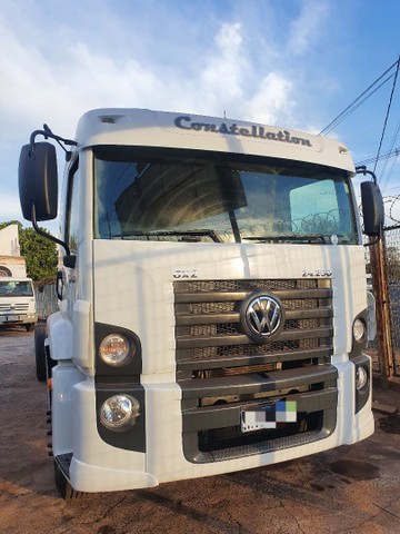 VW 24 250 6X2 ANO 2010