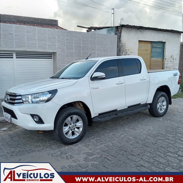 HILUX 4X4 2.8 TDI DIESEL AUT. DIESEL 2017