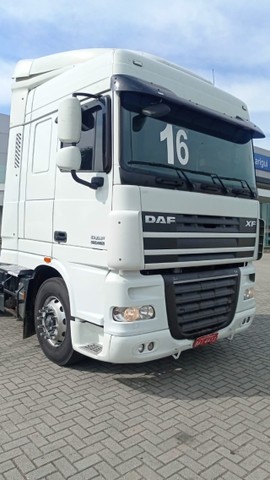 DAF XF460 6X2 ANO 2016.
