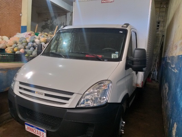 IVECO DAILY 55C16 ANO 2010