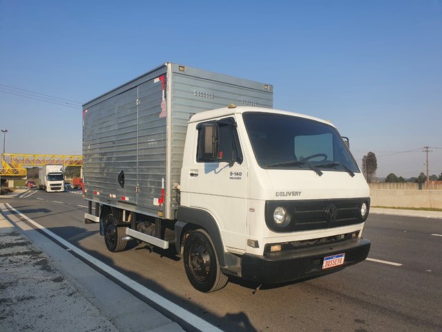 VW 5-140 BAÚ DE ALUMÍNIO AC TROCA E FINANCIA