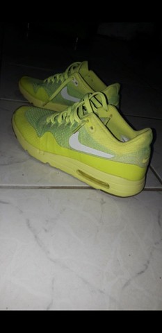 nike air max 1 ultra flyknit volt