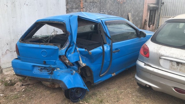 Sucata Gol Plus 1996 Azul Disponível Para Retirada de Peças - Foto 3