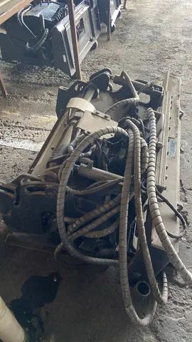 Fresadora De Asfalto Bobcat 1m Semi Nova 2014 - Foto 3