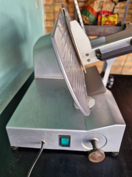 Fatiador cortador de frios/bacon Palladium - Foto 3