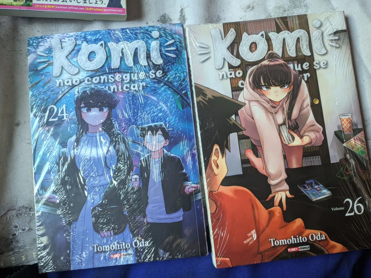 Mangá Komi san 24 e 26 novos e lacrados(preço pelos dois)