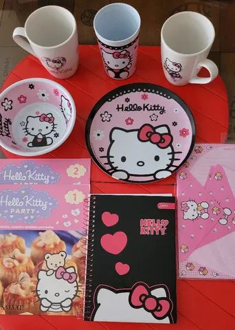 03 BONECAS HELLO KITTY + DIVERSOS PRODUTOS HELLO KITTY.  - Foto 3